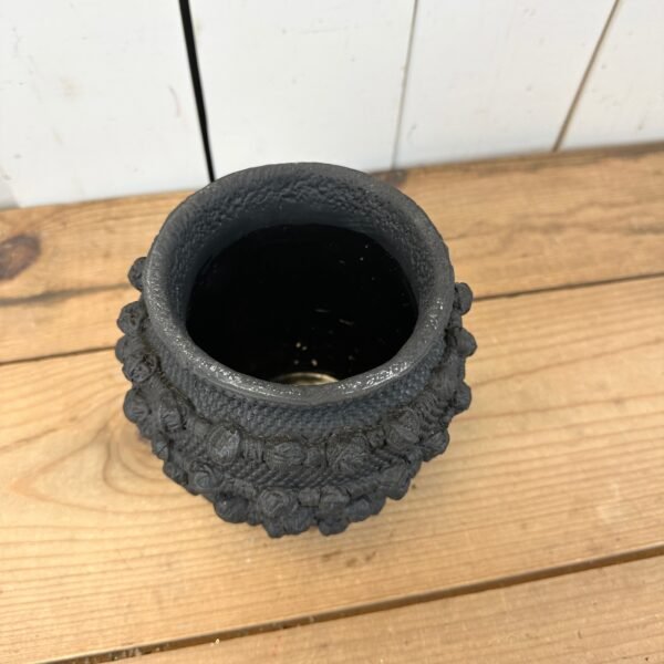 Black Knotted Vase - Image 4