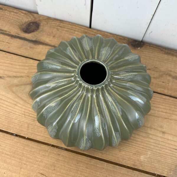 Green Circle Vase - Image 3